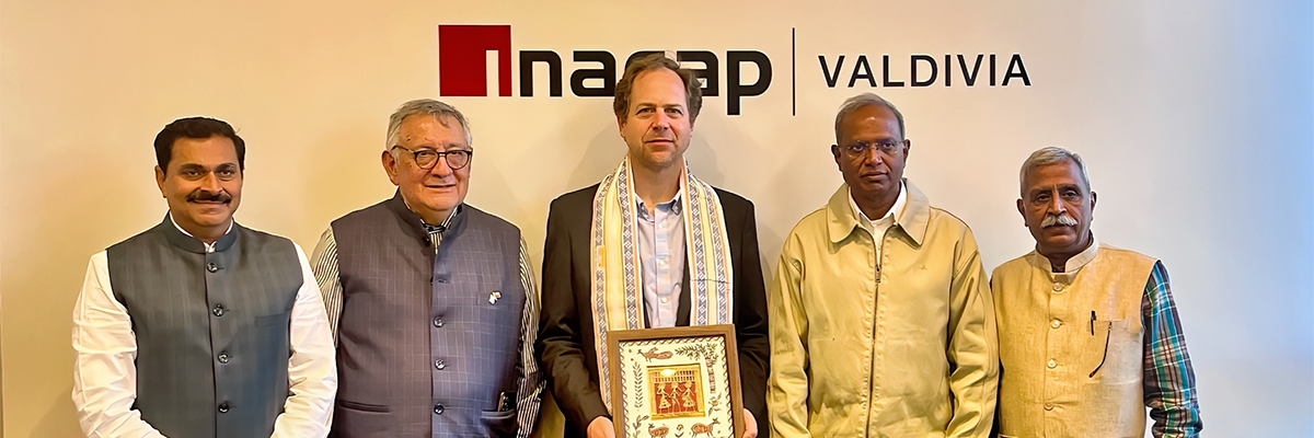 Delegación de la India junto a Vicerrector de Sede