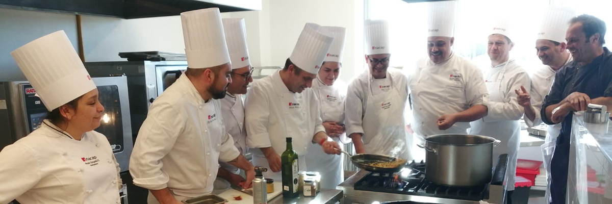 Chef y participantes del taller