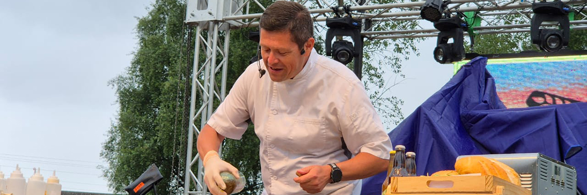 Docente destacado y premiado del Área HOTUGA de INACAP Valdivia