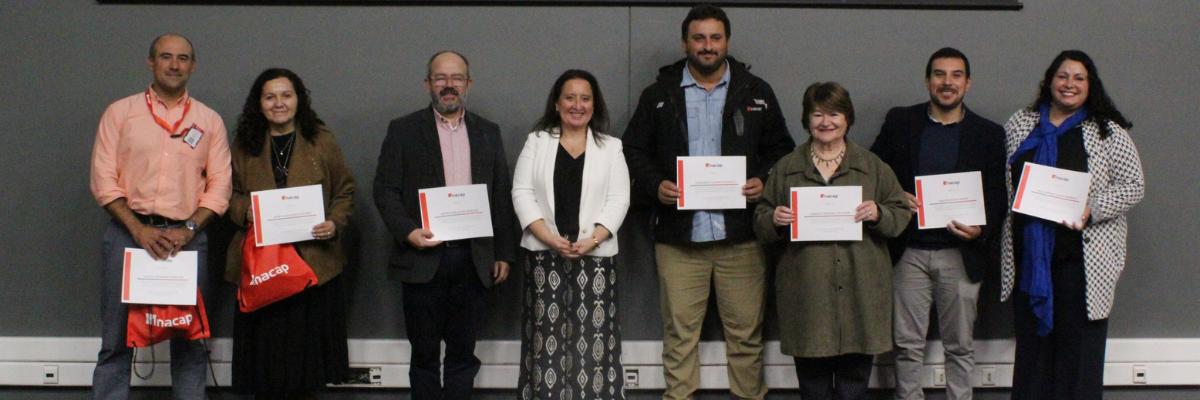 Docentes reconocidos en Ceremonia de Inicio de Año Académico 2025