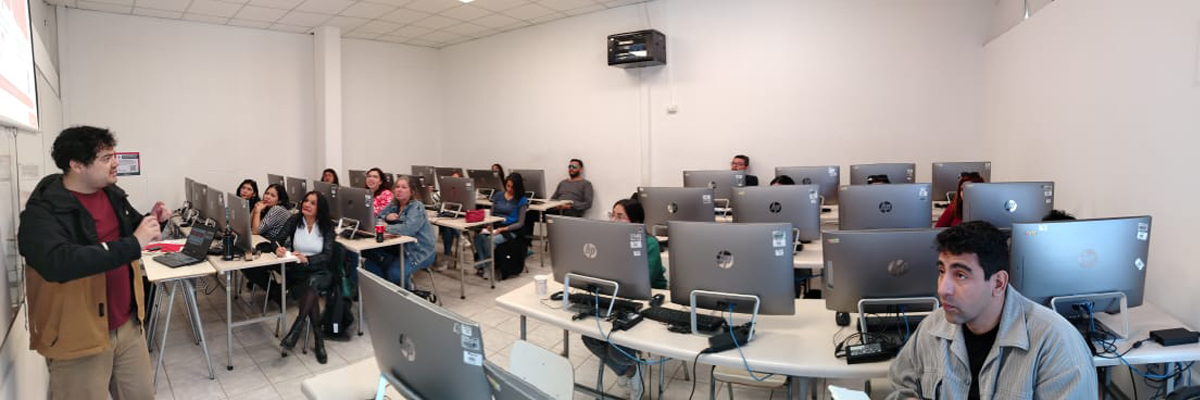Curso de Inteligencia Artificial a docentes de EEM