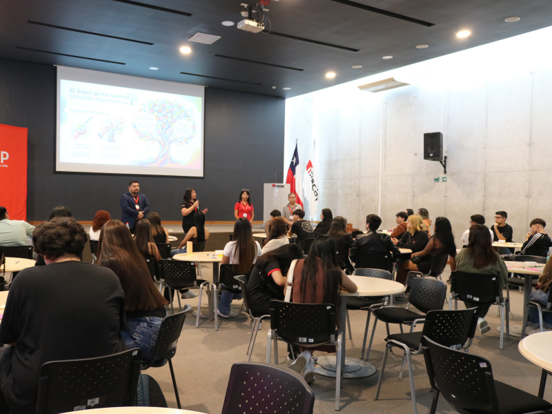 Estudiantes nuevos participan en programa de bienvenida previo al inicio de clases INACAP Antofagasta