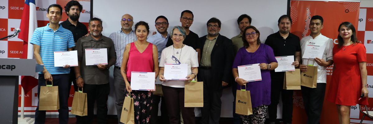 Docentes reconocidos en jornada de actualización del modelo educativo técnico profesional INACAP Arica
