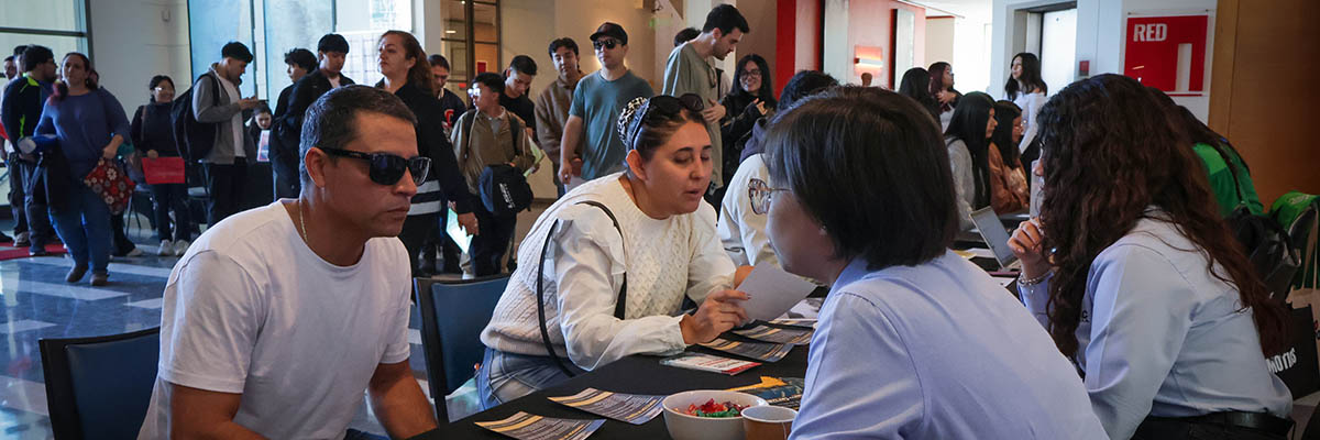 Conecta Talento reúne estudiantes, exalumnos y empresas para impulsar oportunidades laborales y de prácticas en Tarapacá