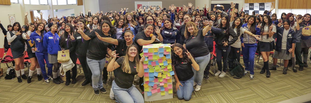 Más de 200 alumnas de enseñanza media participaron en el “Taller de Liderazgo y Empoderamiento Femenino” en INACAP Iquique