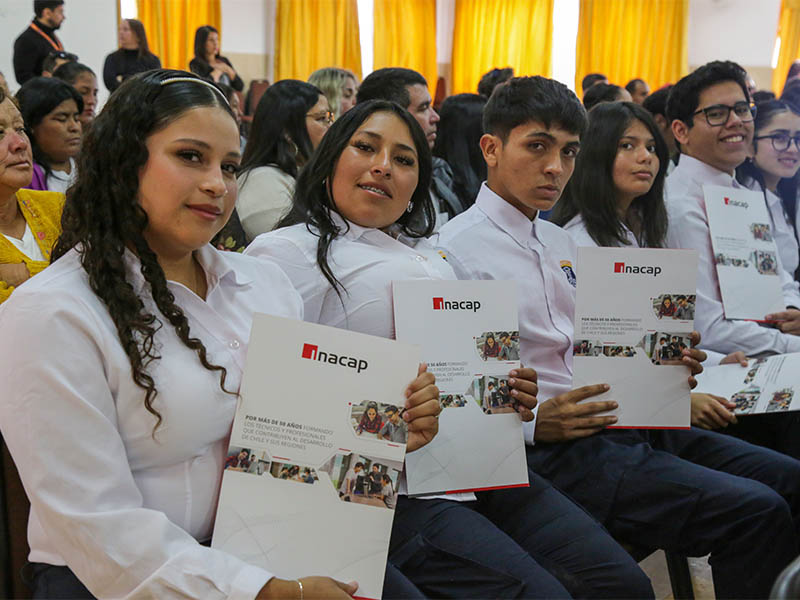 INACAP Iquique certifica a 40 estudiantes de educación media tras completar el Programa de Alternancia en Operaciones de Conminución