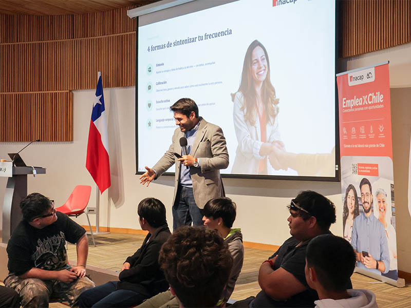Estudiantes de INACAP Iquique fortalecen autoconfianza, comunicación y networking en Bootcamp de Empleabilidad 2026