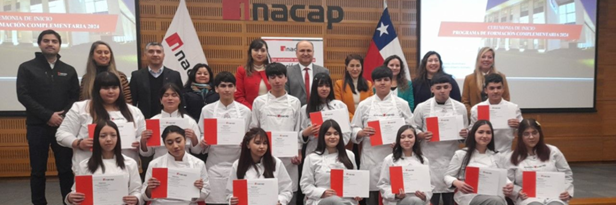 Estudiantes certificados de gastronomía