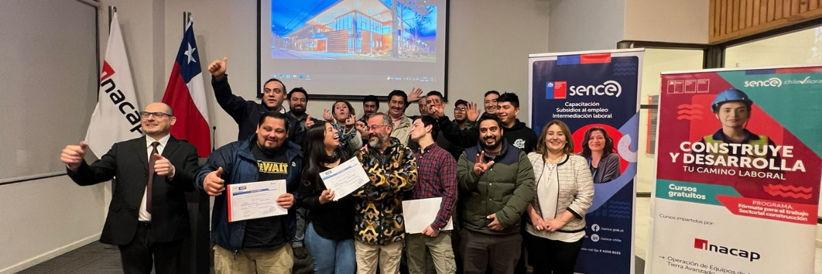 Finalización del curso y ceremonia de entrega de diplomas de operación de equipos de movimiento de tierra avanzado en INACAP Sede Coyhaique