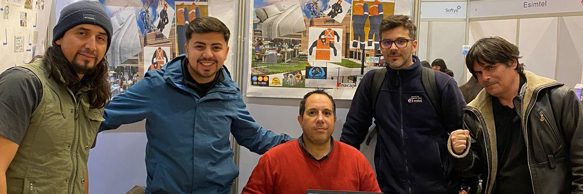 Estudiantes de Sede Santiago Sur finalizan el semestre con muestra de proyectos y prototipos junto a Municipalidad de Macul