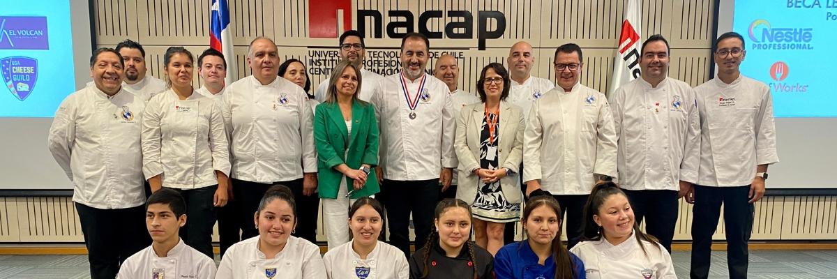 Estudiantes de Gastronomía de la región reciben becas de Les Toques Blanches