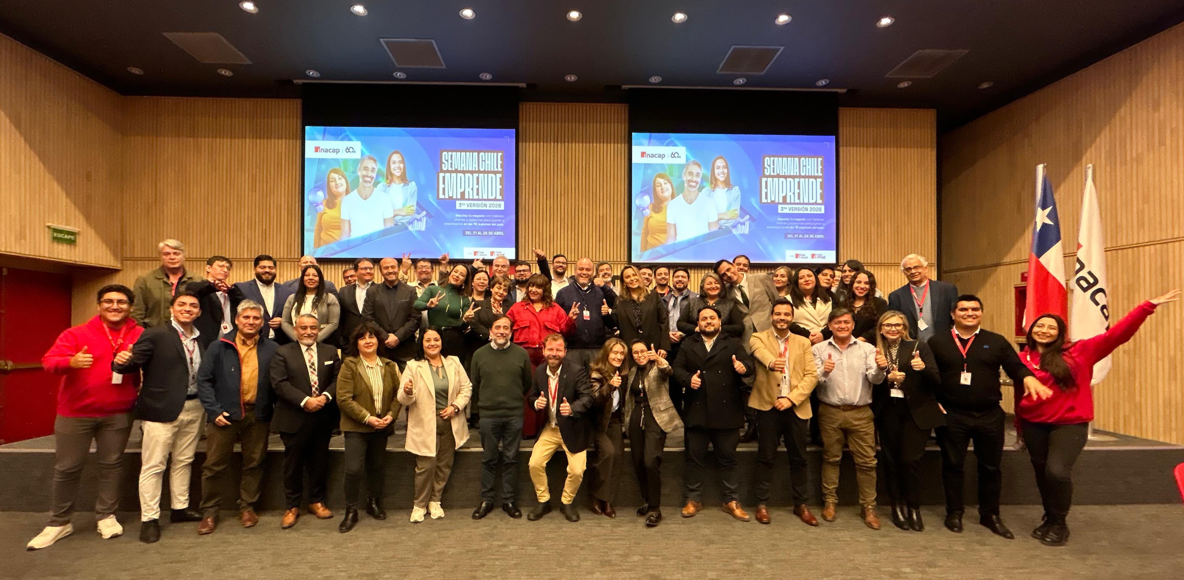 colegios y empresas participantes de una de las jornadas de la semana Chile Emprende