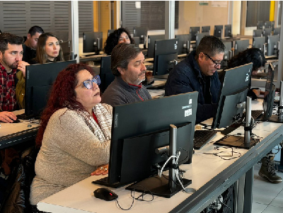 docentes con computadores