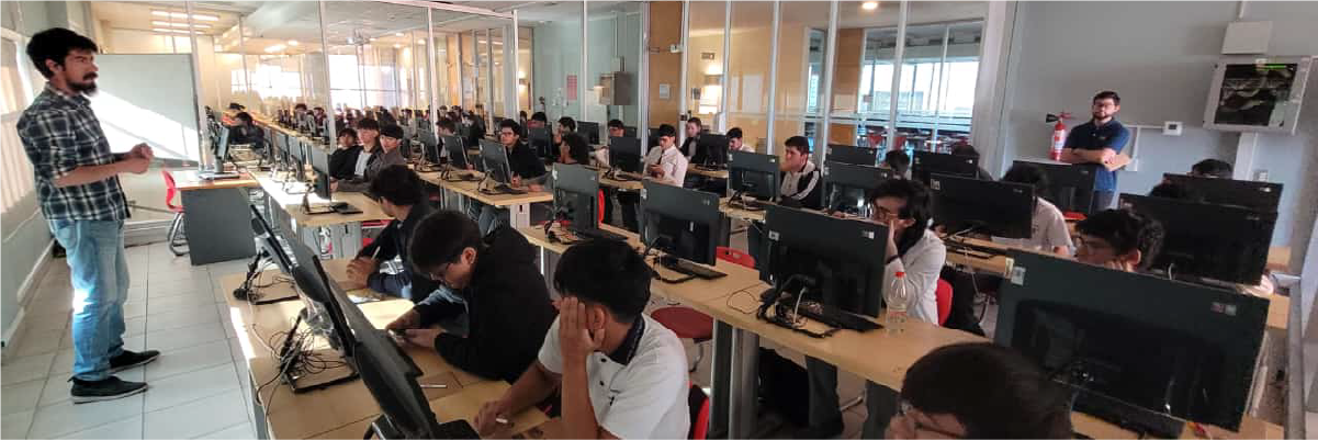 Pasantía estudiantes secundarios en el área de electrónica junto a docente en INACAP Santiago Sur