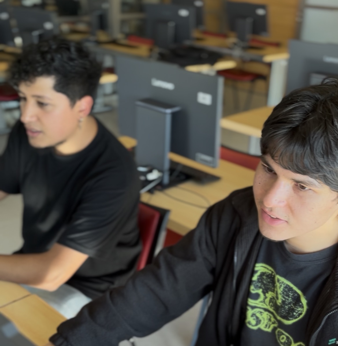 Bastián y Felipe han estudiado y se han preparado de manera ardua.