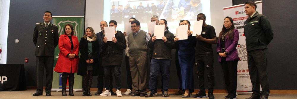 Los usuarios del Centro de Apoyo para la Integración  Social (C.A.I.S.) de Antofagasta accedieron de forma gratuita a un curso que les entrega herramientas en el área de Mecánica Automotriz.