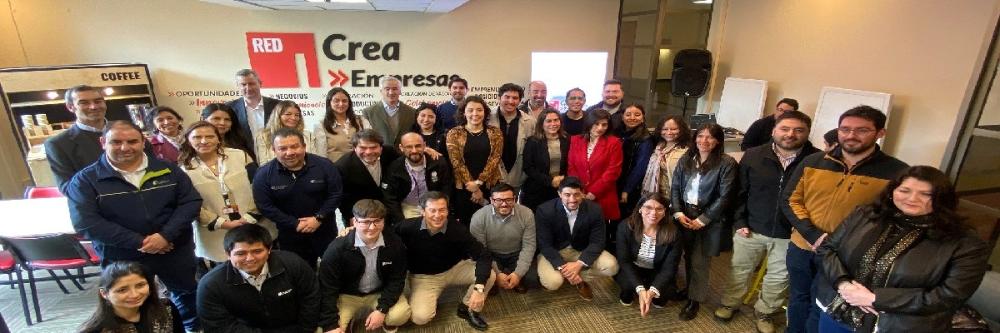 Rector Lucas Palacios, junto al Vicerrector de INACAP Sede Concepción-Talcahuano -e invitados- en inauguración de CREA Empresas INACAP.