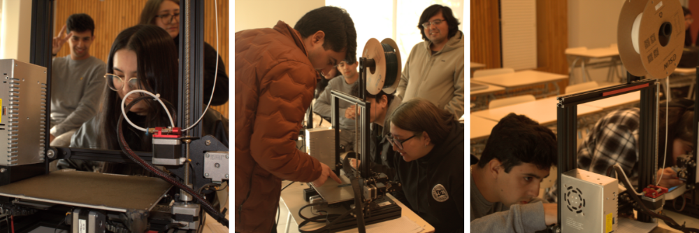 Estudiantes aprendiendo en sala equipada con impresoras 3d