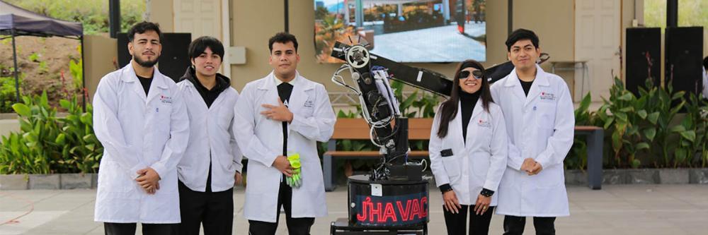 Estudiantes de INACAP Iquique diseñan brazo robótico antropomórfico
