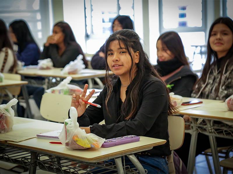 Estudiantes de enseñanza media fortalecen habilidades emprendedoras con enfoque sostenible en programa “Cocreando Futuro” de INACAP Iquique