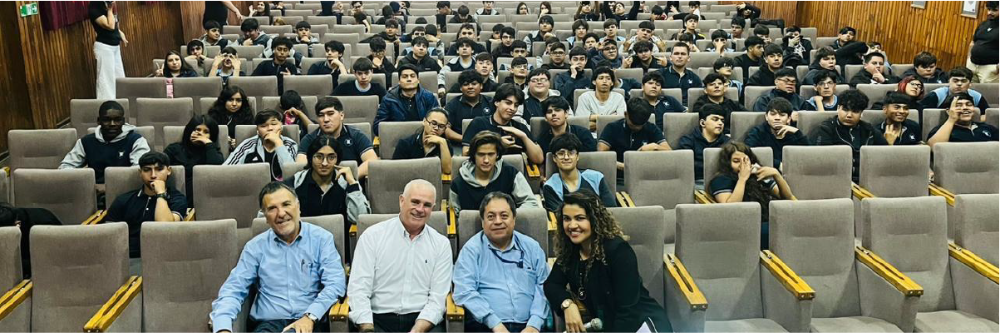 programa CAUCE, INACAP Santiago Sur llegó a las instalaciones del Liceo Bicentenario Industrial Agustín Edwards Ross