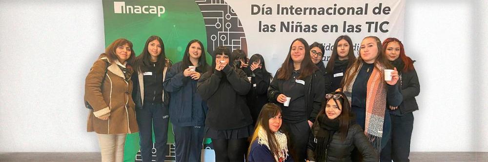 Estudiantes Dia internacional de las Niñas